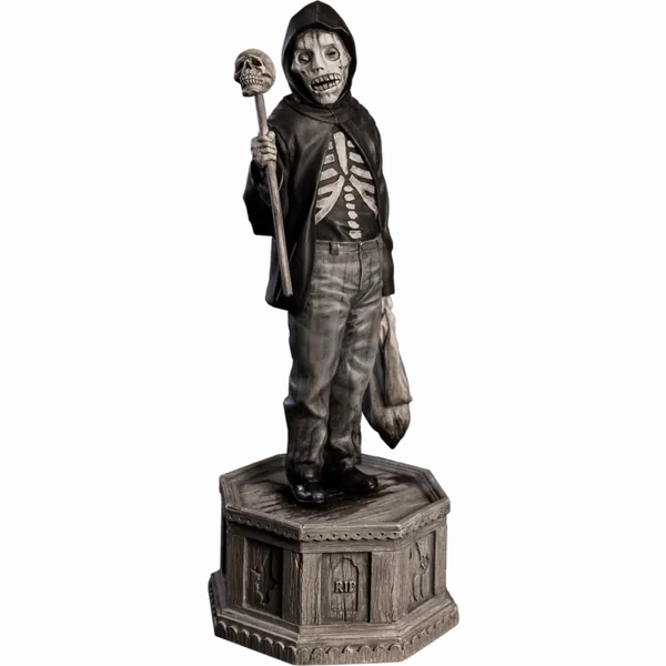 Frightening Designs GHOSTS OF HALLOWEEN - DOYLE STATUE