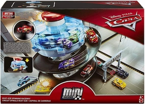 Tutorial Mode Max Power Disney Cars FYN86 Movie Mini Spiral, Spinning Race Set
