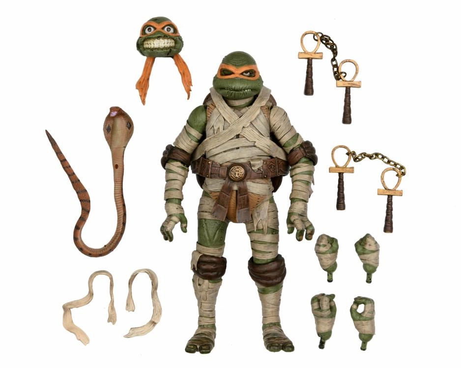 Universal Monsters x Teenage Mutant Ninja Turtles Ultimate Michelangelo as The Mummy Creepy Decor