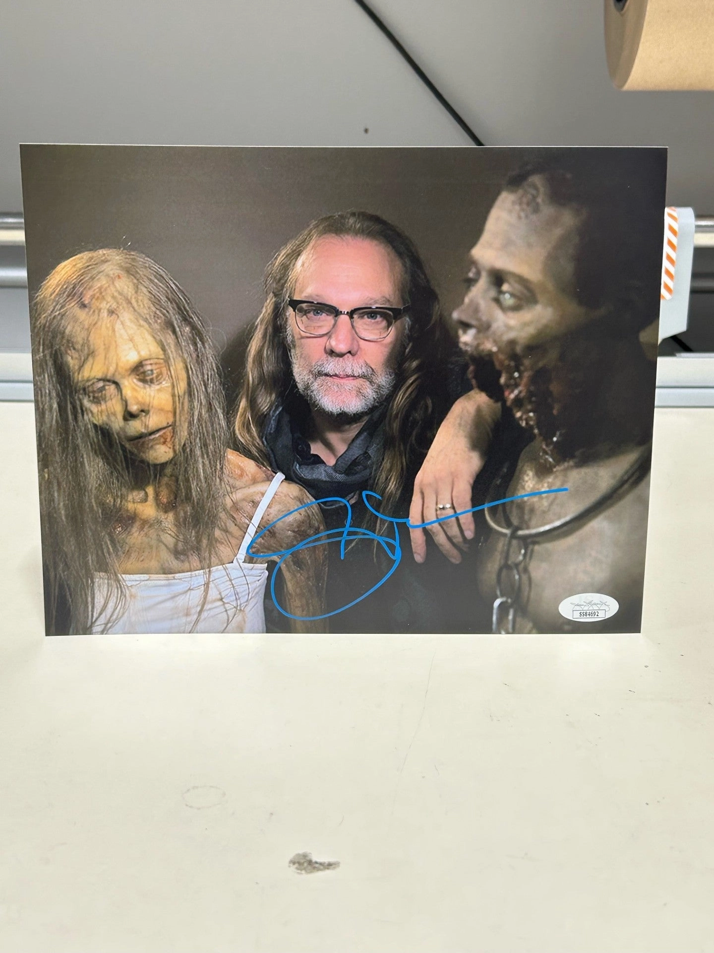 Wicked Ornaments Greg Nicotero - 8x10 Autograph