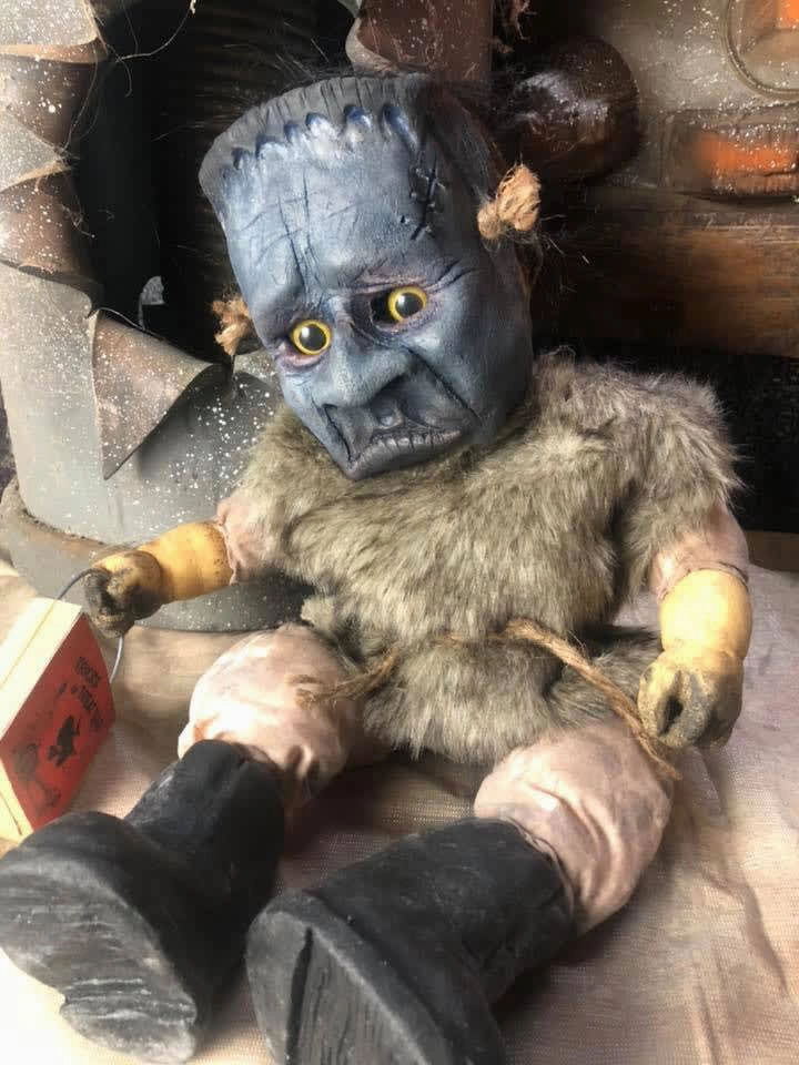 Ghoulish Displays Creepy Accessories Forevermore Dolls Crankenstein