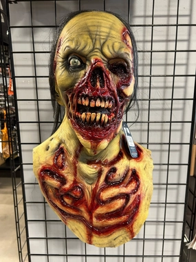 Oktober Studios - Zombie Ground Mask Mysterious Supplies