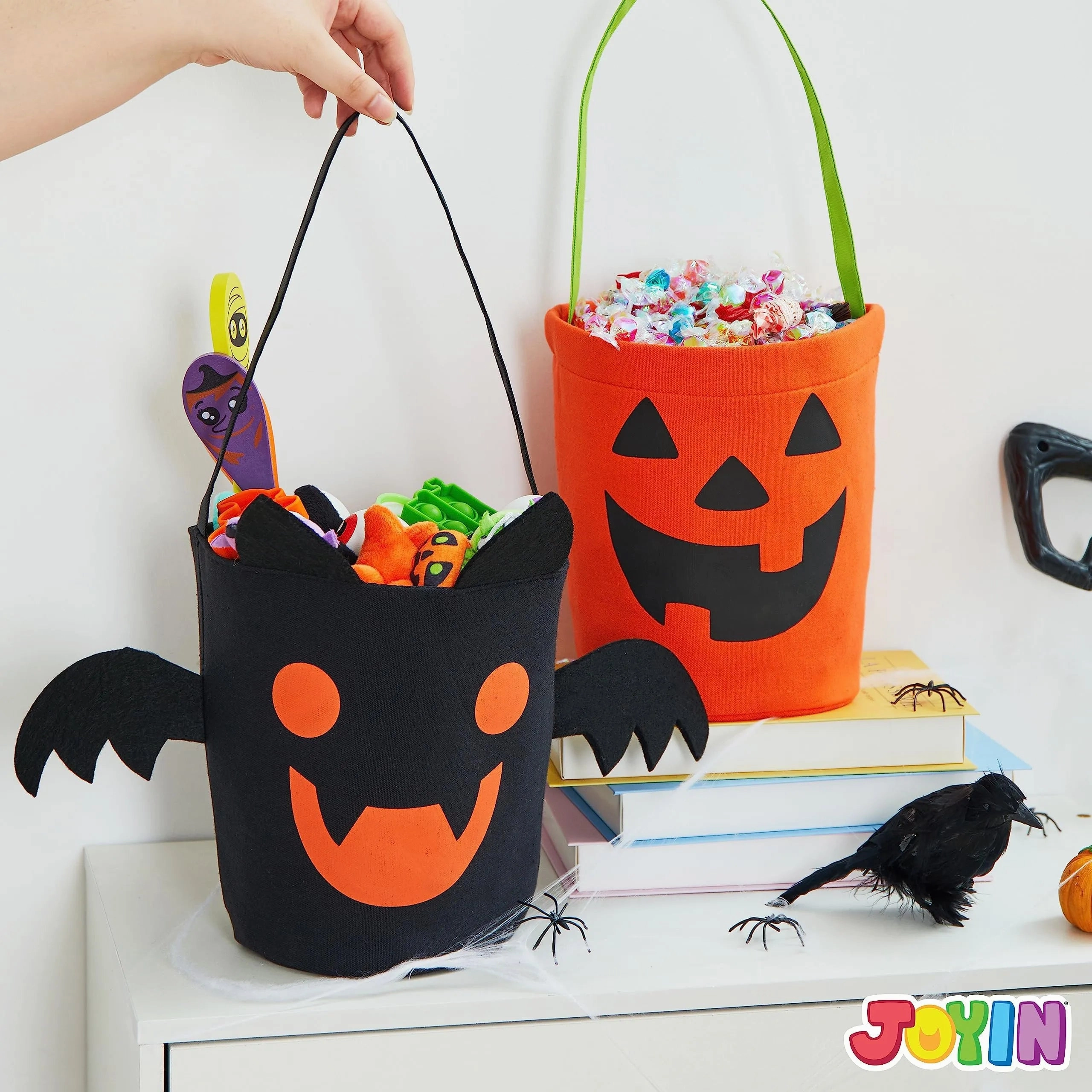 Eerie Props Halloween Bat and Pumpkin Candy Tote Bucket Set Reusable Felt Trick or Treat Goody Bags