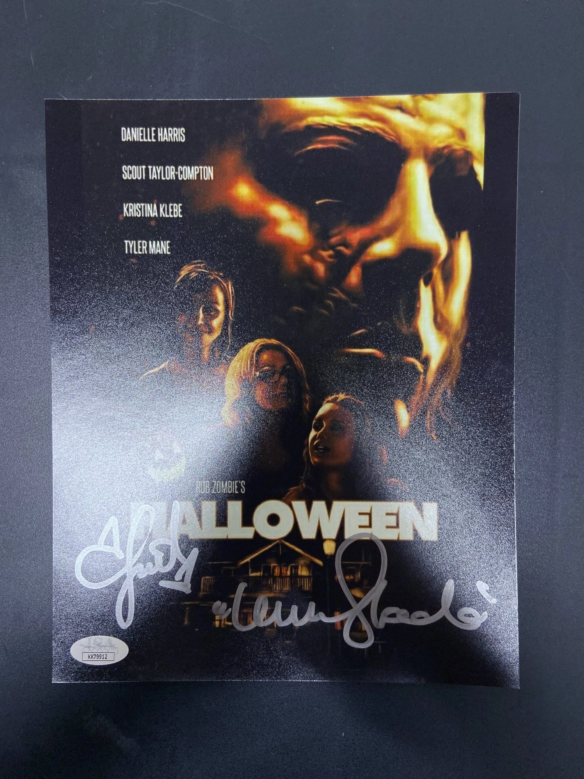 Scout Taylor-Compton Autographed Halloween (2007) 8x10 Photograph (JSA Certified) - Version 2 Monster Props