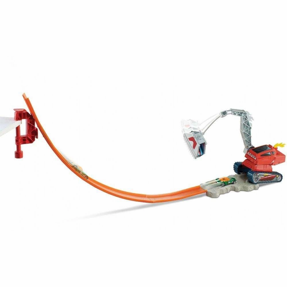 Hot Wheels FFF62 Crane Crasher Playset Minigame Collection Ethical Choice