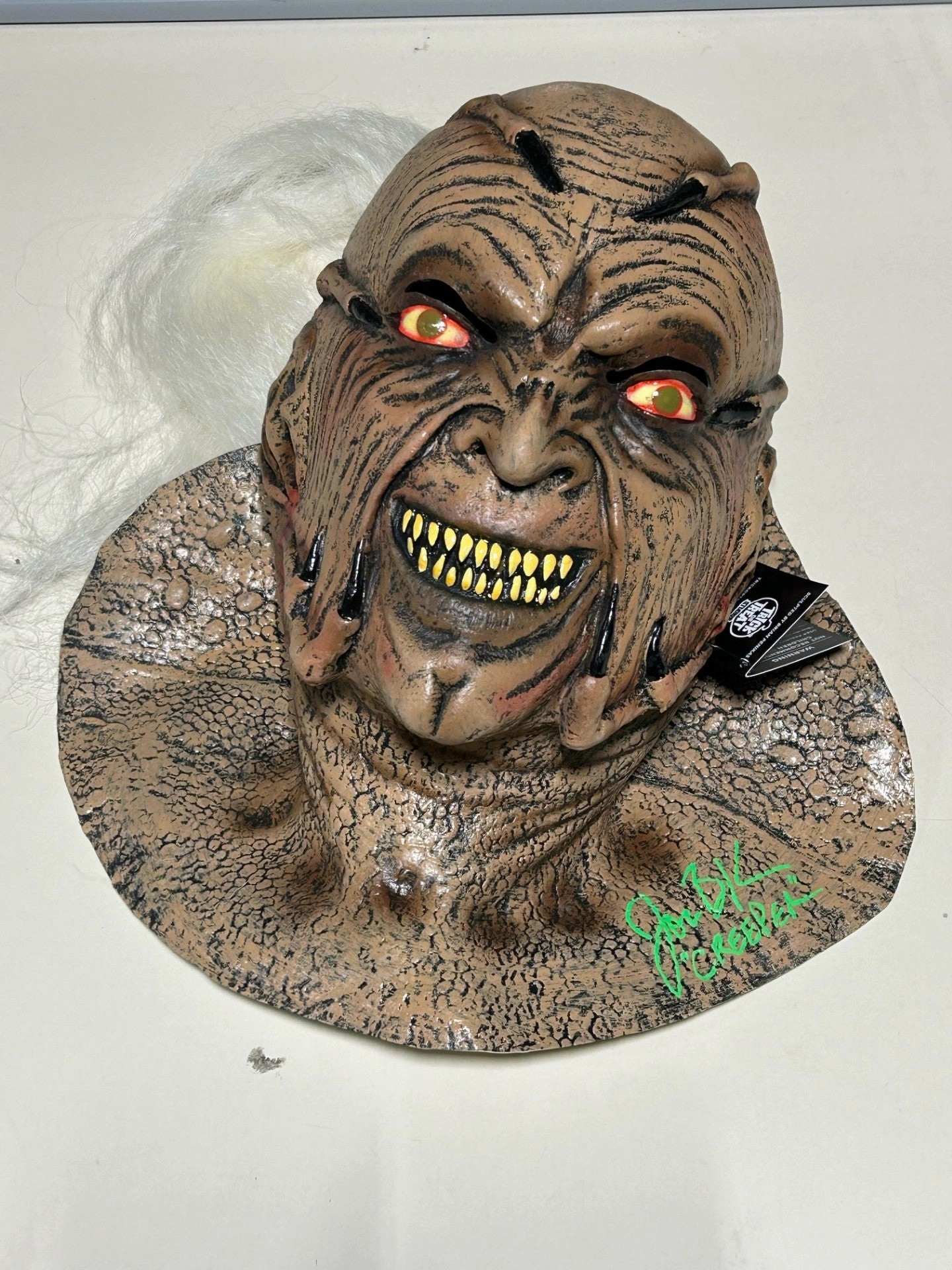 Jonathan Breck Autographed Jeepers Creepers Mask Mysterious Ornaments