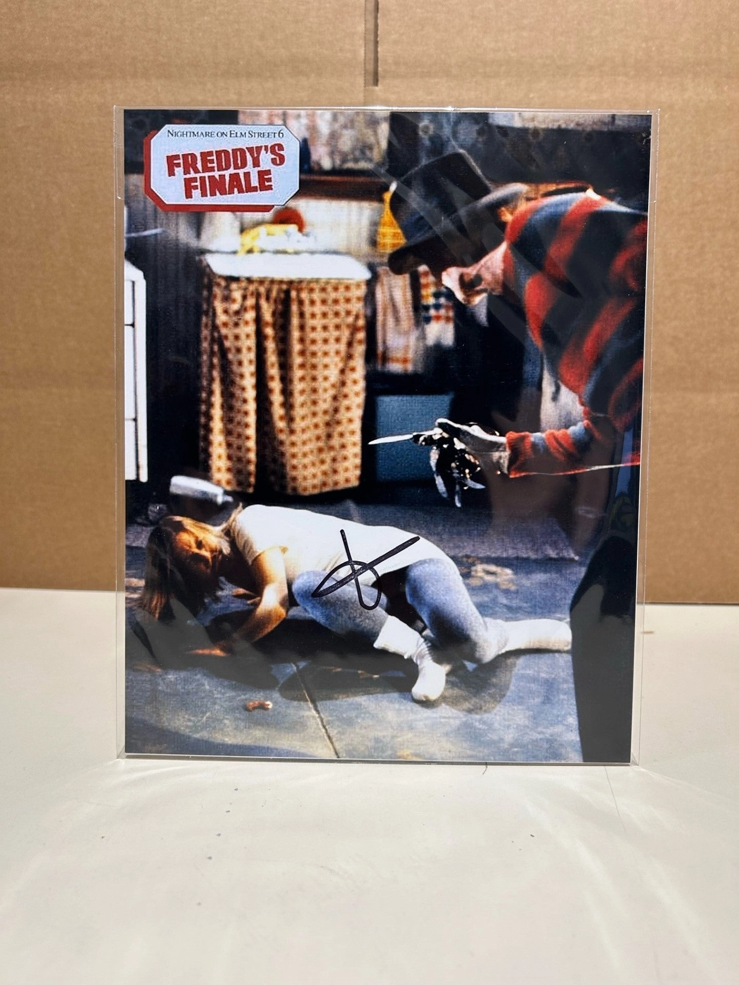 Lezlie Deane - Freddy's Dead 8x10 Autograph Framed Scary Accessories