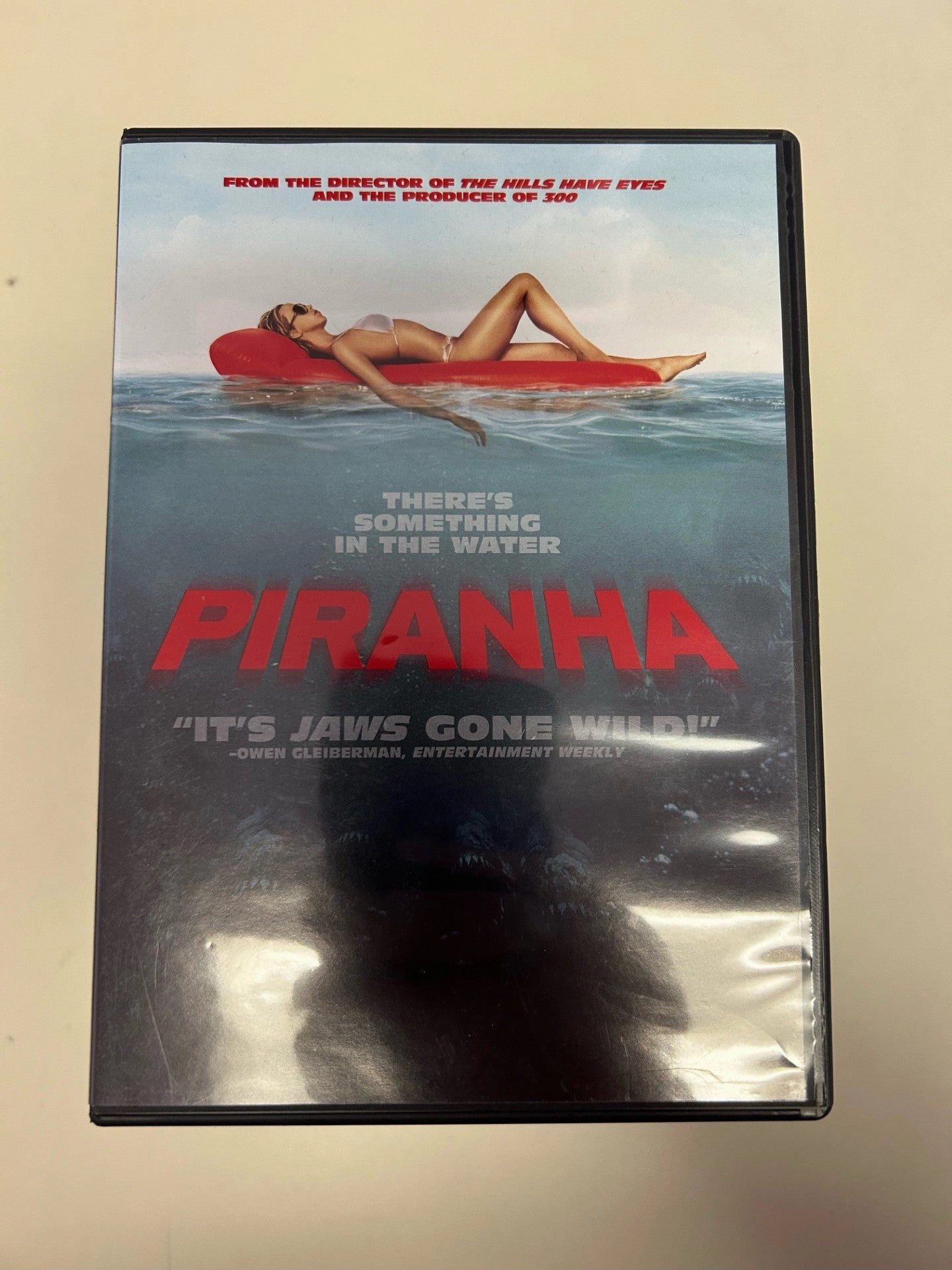 Mysterious Accessories USED - Piranha (2010) DVD