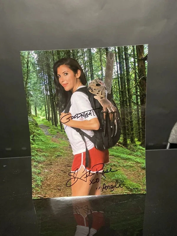 Felissa Rose Signed Sleepaway Camp 8x10 Photo (JSA Certified) - V4 Mystical Decorations Frightening Displays