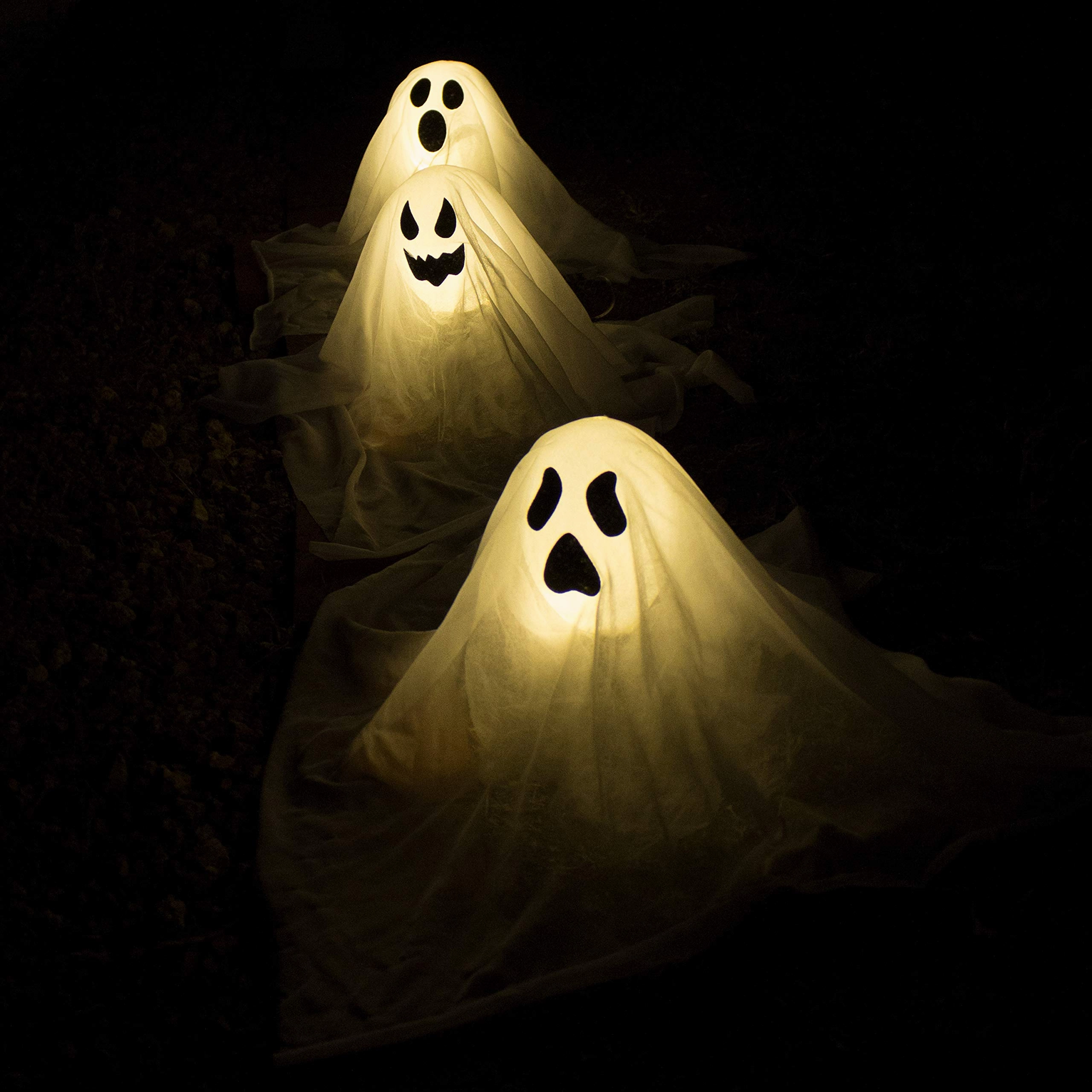 Mysterious Supplies Lightup Ghost Stakes, 3 Pcs