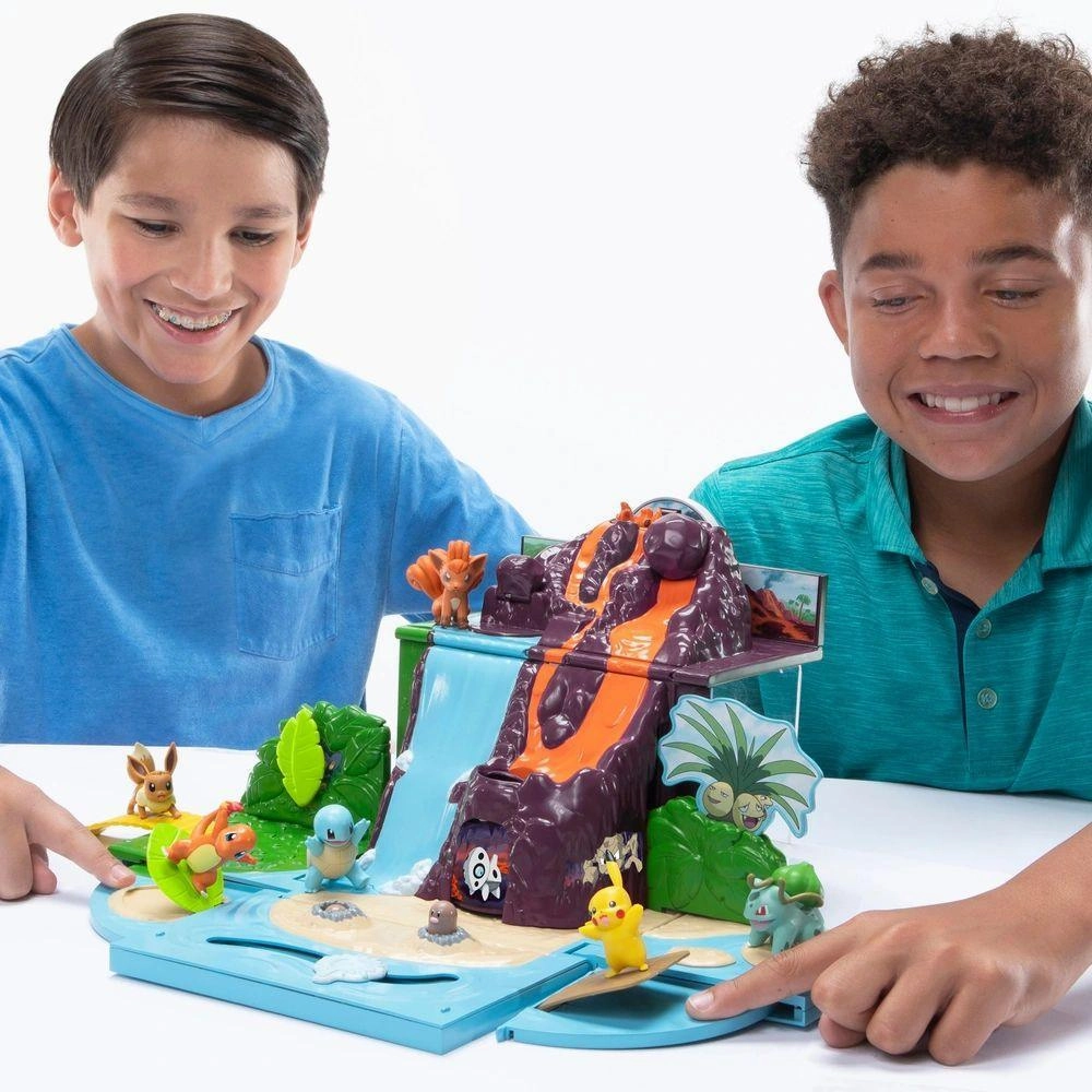 Pok??mon Carry Case Volcano Playset Living World