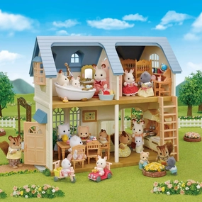 Collector's item Balanced Teams Sylvanian Families Courtyard Home Gift Set
