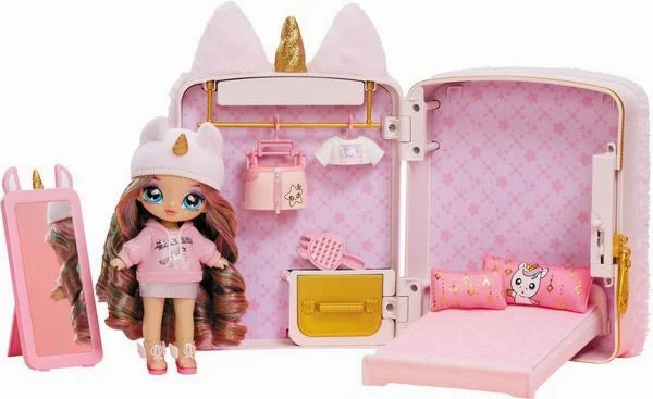 Na! Na! Na! Surprise 3-in-1 Backpack Bedroom Unicorn Playset- Britney Sparkles Negative Trait Racial Diversity