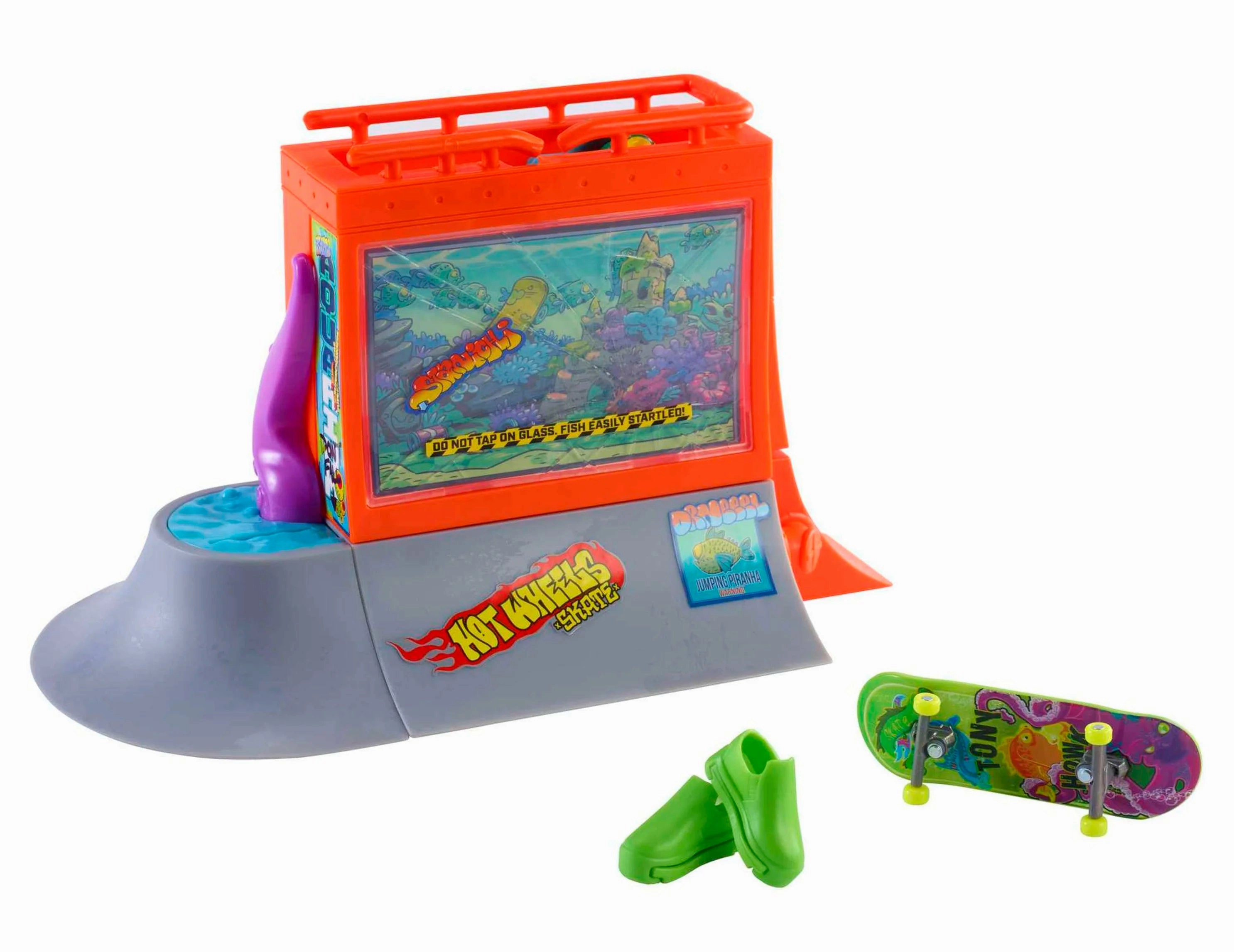 World First Hot Wheels Skate Tracks Play Set - Assorted